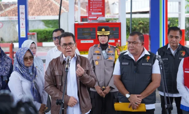 Datangi Bareskrim Polri Karena Temukan Praktik Jual Beli Titik SPPG, Waka BGN: Rugikan Korban Hingga Miliaran Rupiah Datangi Bareskrim Polri Karena Temukan Praktik Jual Beli Titik SPPG, Waka BGN: Rugikan Korban Hingga Miliaran Rupiah
