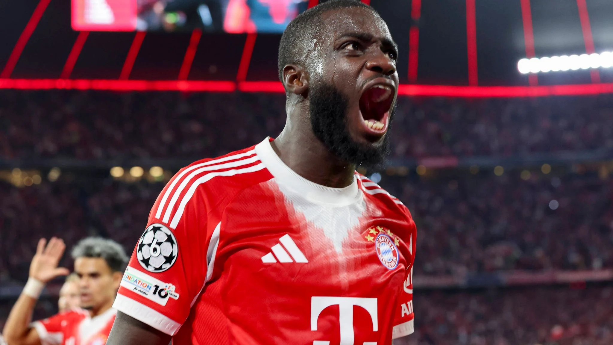 Dayot Upamecano: Pilar Pertahanan Bayern yang Jadi Sorotan Transfer Besar