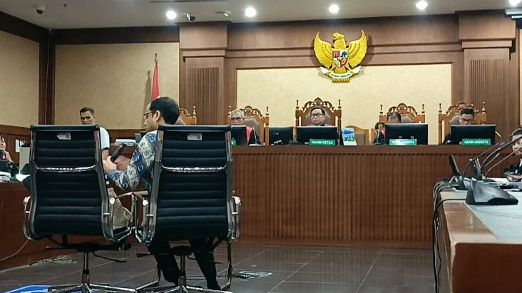 Di Depan Hakim, Nadiem Ngaku Akan Jalani Operasi Lusa