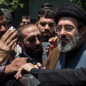 Di Mana Mojtaba Khamenei Bersembunyi?