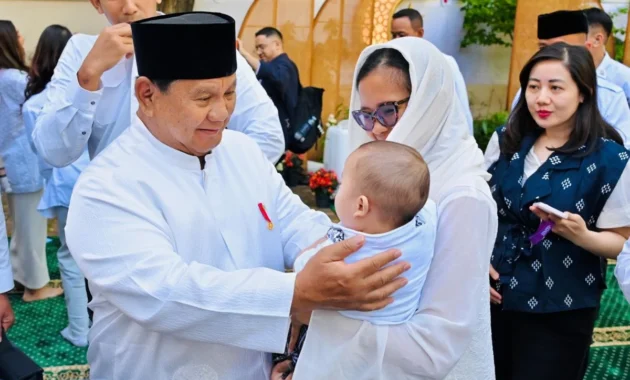 Diaspora RI di Prancis: Prabowo Sosok Pejuang Modern Tak Kenal Lelah Diaspora RI di Prancis: Prabowo Sosok Pejuang Modern Tak Kenal Lelah