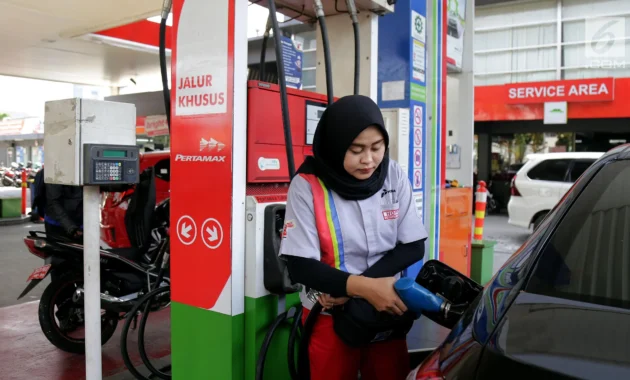Diesel Melonjak Tajam! SPBU Swasta Kompak Naikkan Harga, Tembus Rp 30 Ribu Diesel Melonjak Tajam! SPBU Swasta Kompak Naikkan Harga, Tembus Rp 30 Ribu