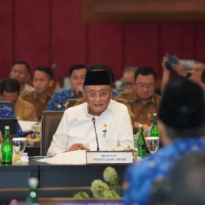 Dody Hanggodo Dorong Percepatan Sekolah Rakyat di Kalimantan Barat: Kolaborasi Danantara, TNI, dan Pemerintah Siap Atasi Kendala Cash Flow