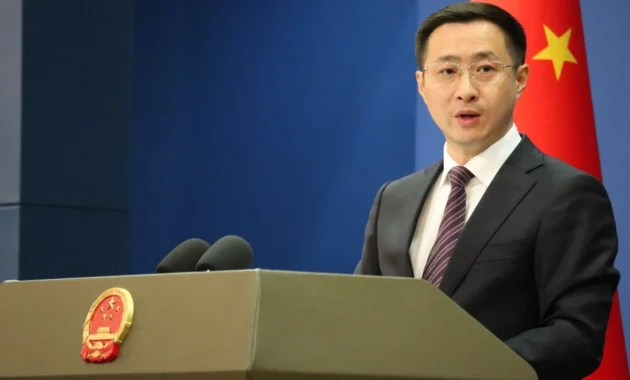 Dominasi Teknologi Terancam: AS Tuduh China Eksploitasi AI, Beijing Balas dengan Kritik Pedas