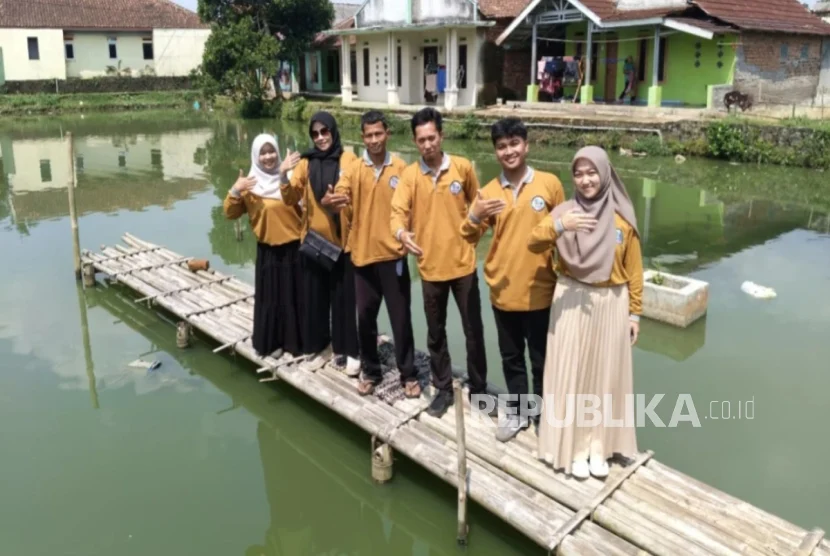Dosen UBSI Kampus Sukabumi Dorong Modernisasi Budidaya Ikan