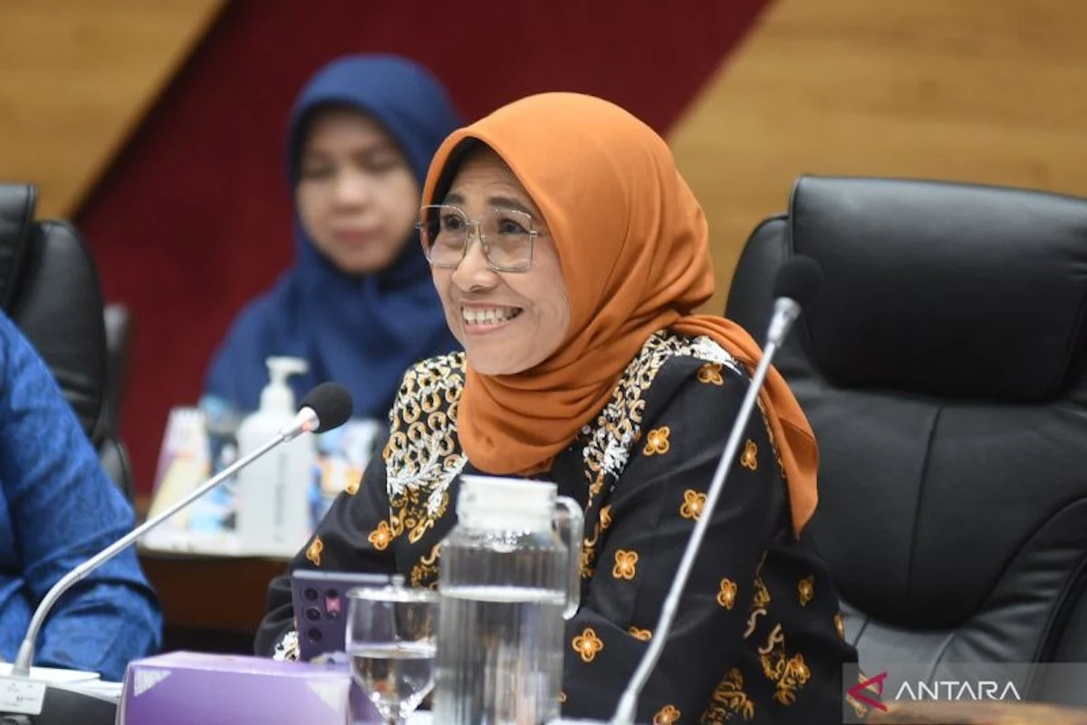 DPR Desak Pemerintah Beri Solusi Nyata untuk Penataan Guru Honorer Menjelang 2027