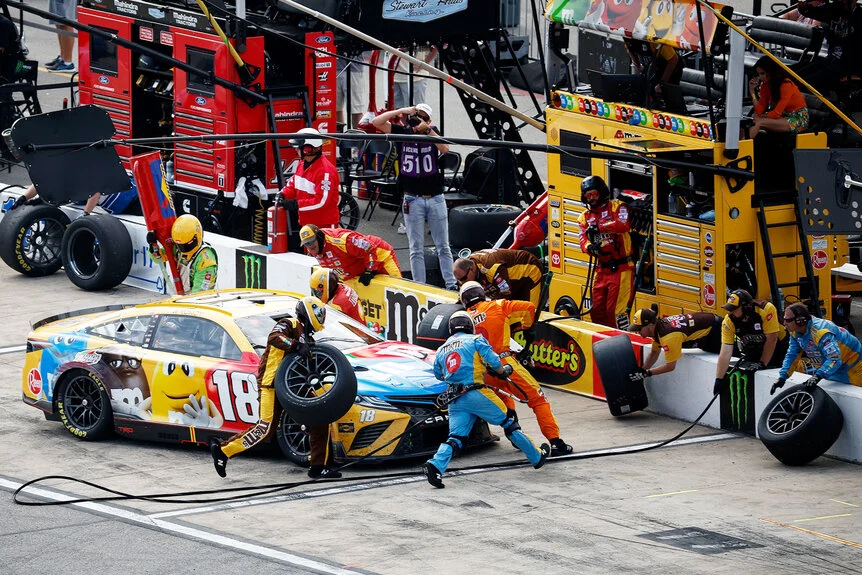 Drama 911 Mengungkap Kyle Busch Mengeluarkan Darah Sebelum Kematian Mendadak