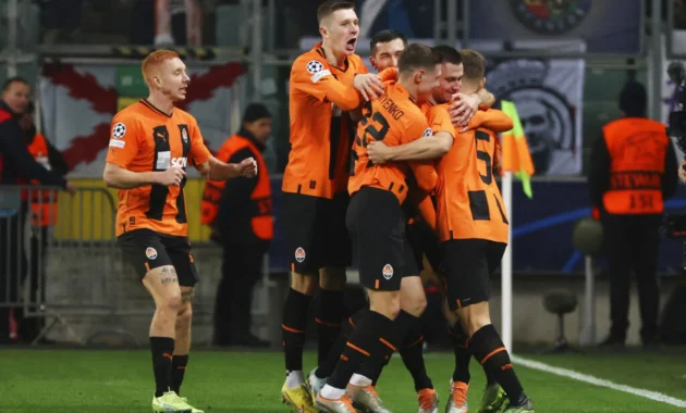 Drama Az Alkmaar vs Shakhtar Donetsk: Duel Ganda yang Membuat Konferensi Liga Bergolak