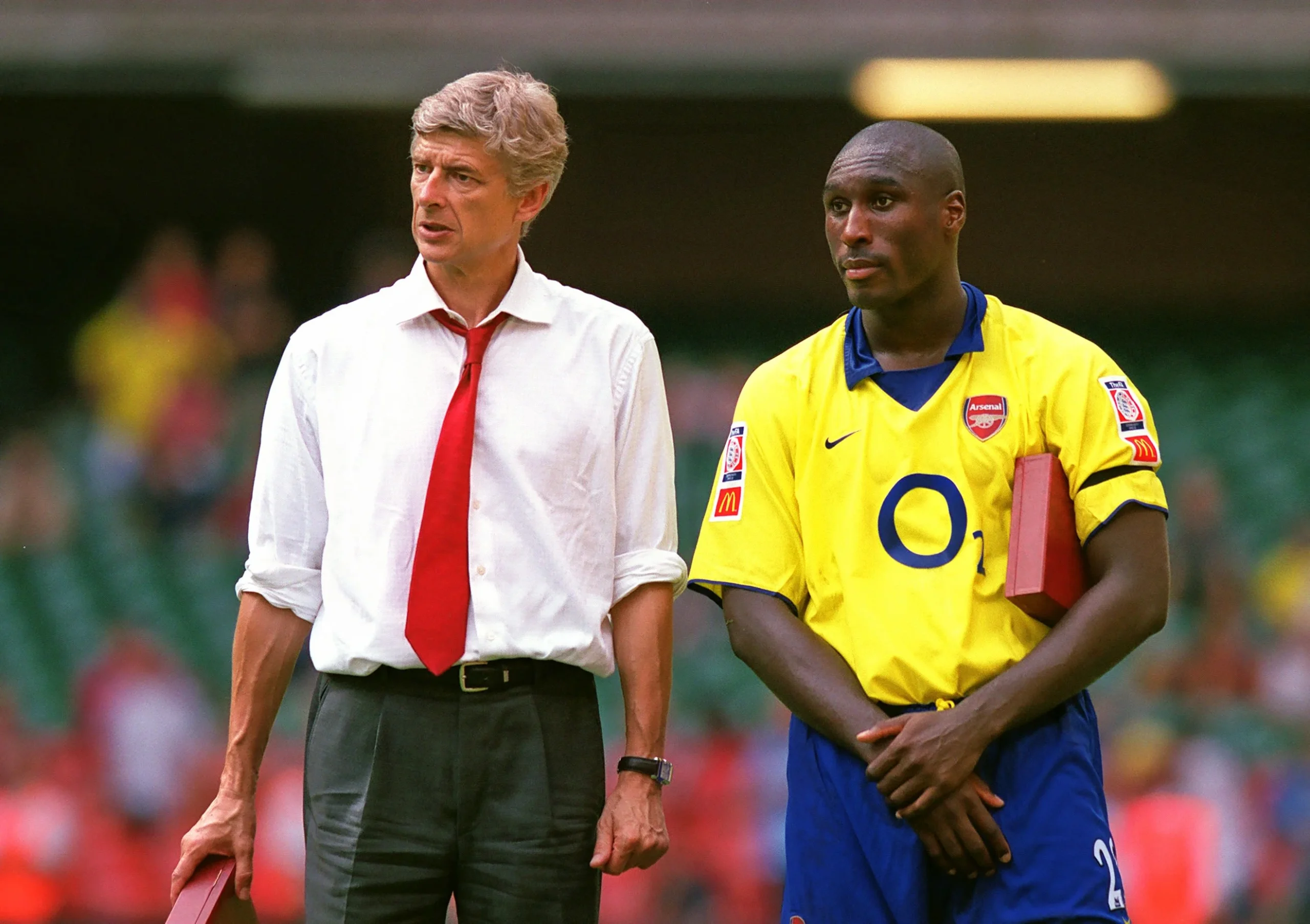 Drama Champions League Memukau: 8 Juta Fans, Kontroversi Arsenal, dan Harapan Sol Campbell
