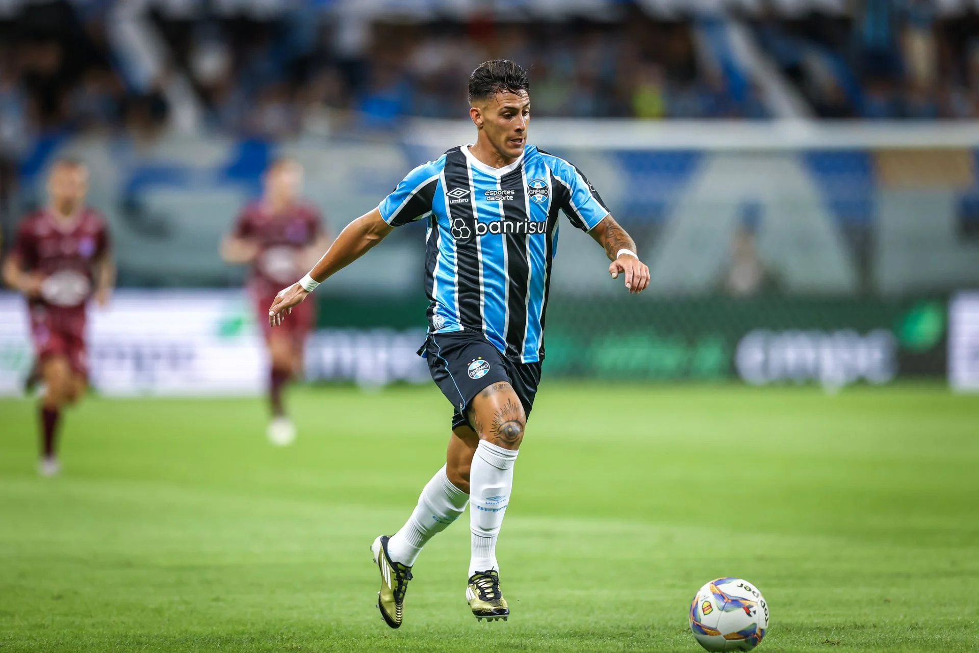 Drama di Arena: Grêmio Gigit Palestino, Pavón Kembali Bersinar, dan Tekanan Publik Mengguncang Duel Penting