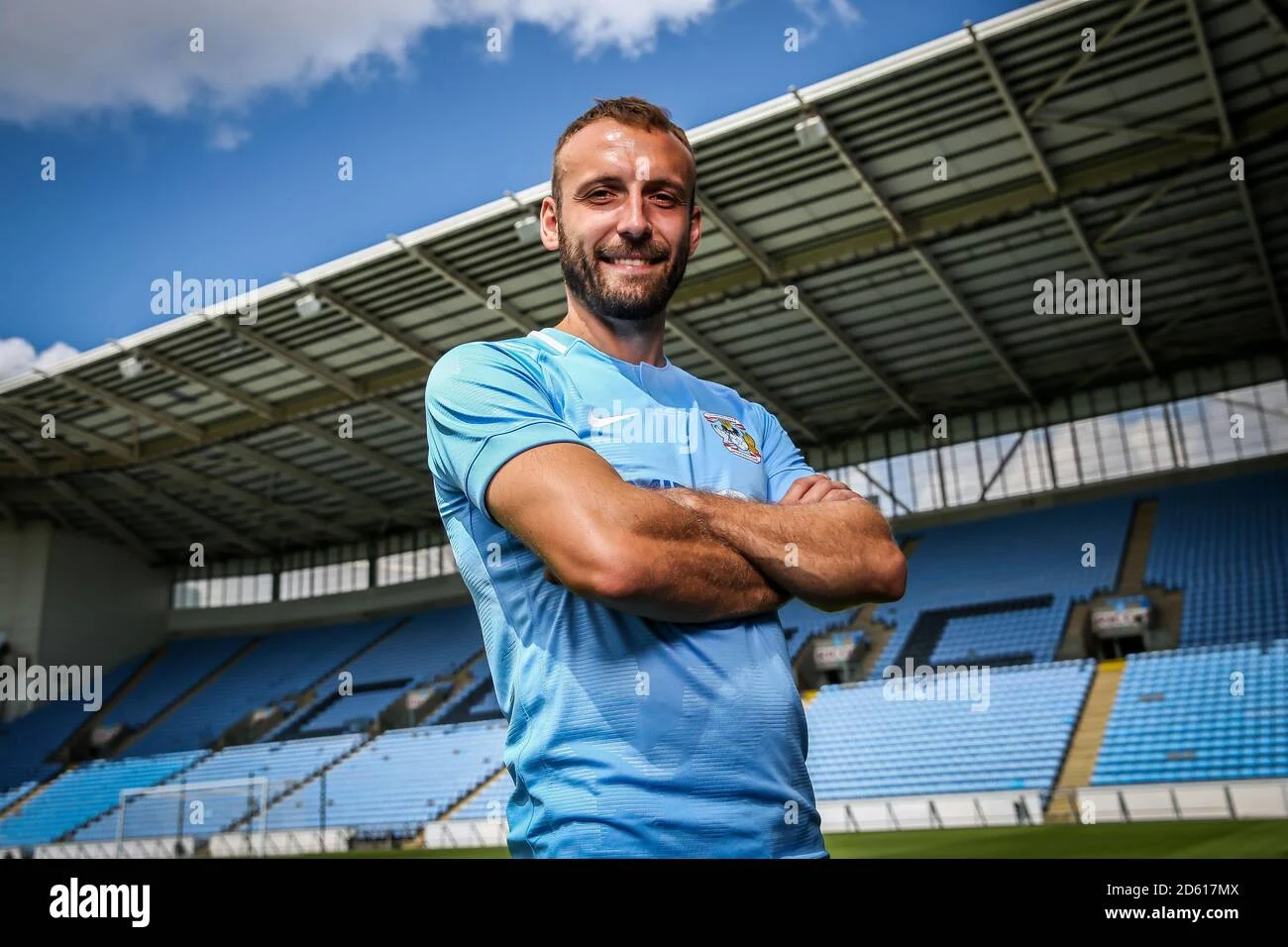 Drama di Coventry City: Dari Gestur Liam Kelly hingga Perebutan Pemain Senilai £20 Juta dan Pilkada 2026 yang Mengguncang