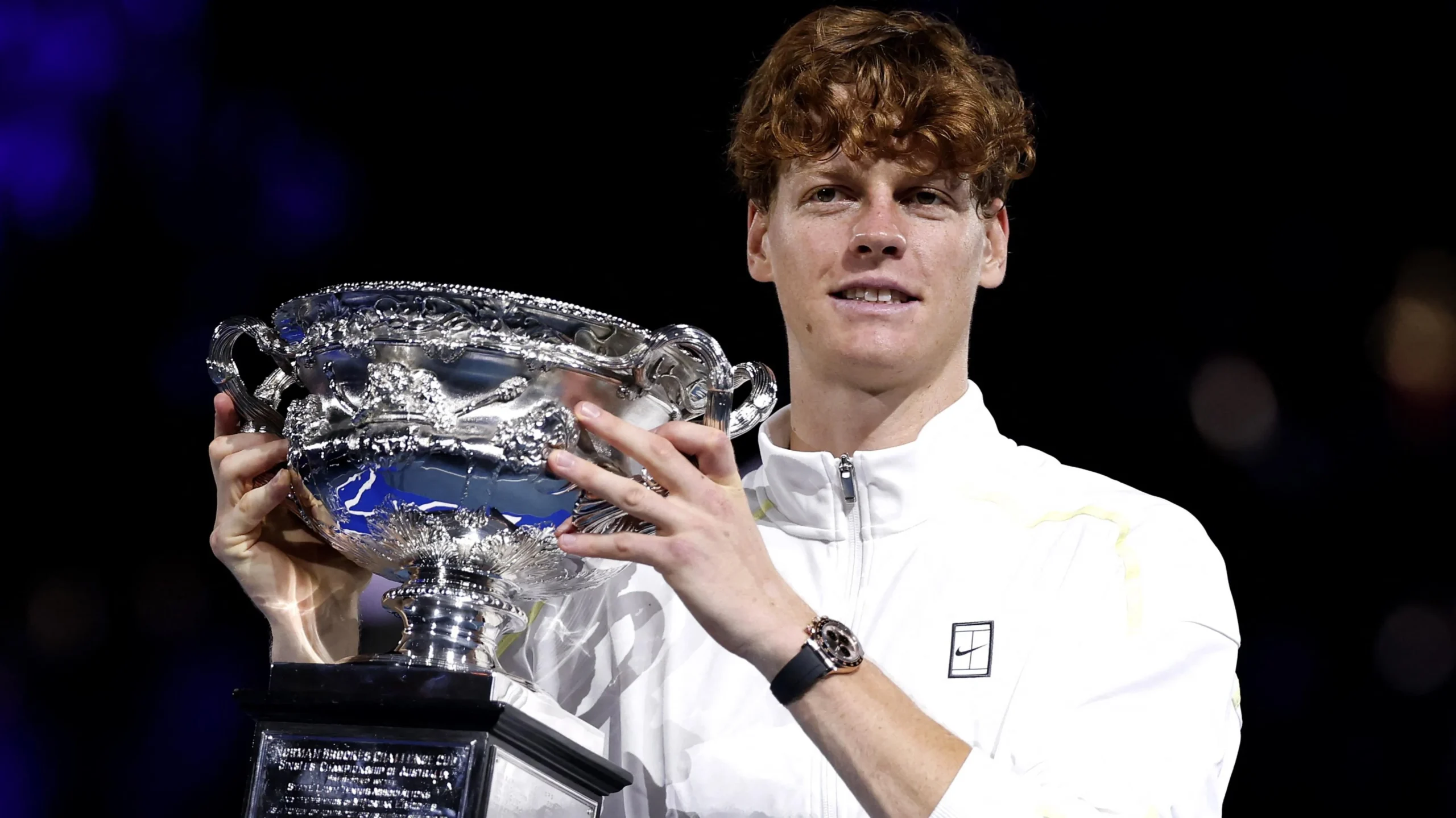 Drama di Italian Open 2026: Jannik Sinner Tunduk pada Hujan, Raih Rekor, dan Hadapi Casper Ruud di Final
