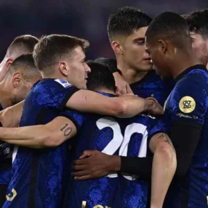 Drama Inter vs Cagliari: Duel Penentu di Puncak Serie A dan Dampak pada Playoff!