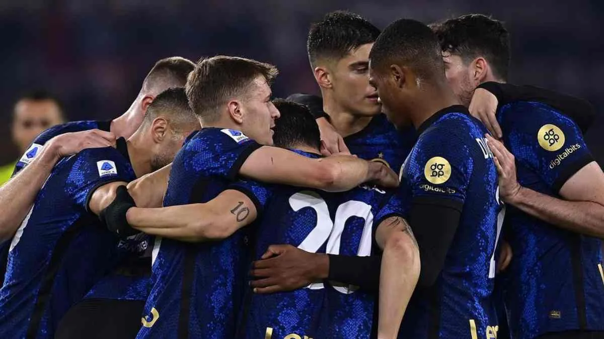 Drama Inter vs Cagliari: Duel Penentu di Puncak Serie A dan Dampak pada Playoff!