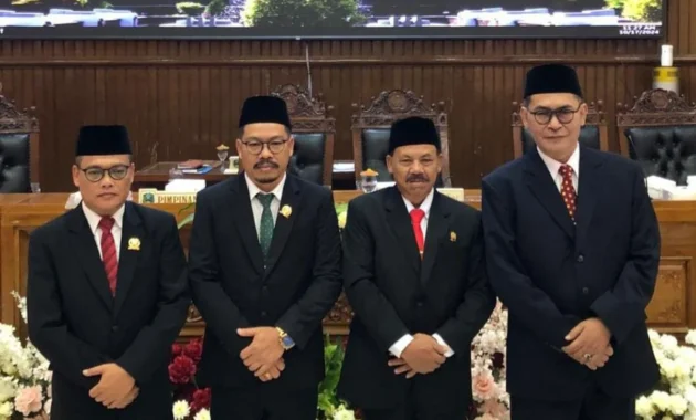 Drama Kepengurusan DPRD Magetan: Suyatno Dilantik Sebagai Plt Ketua, Apa Dampaknya?