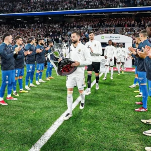 Drama La Liga: Real Madrid Siapkan Serangan Balik di Laga Crucial melawan Alavés setelah Kekalahan Telak dari Barcelona