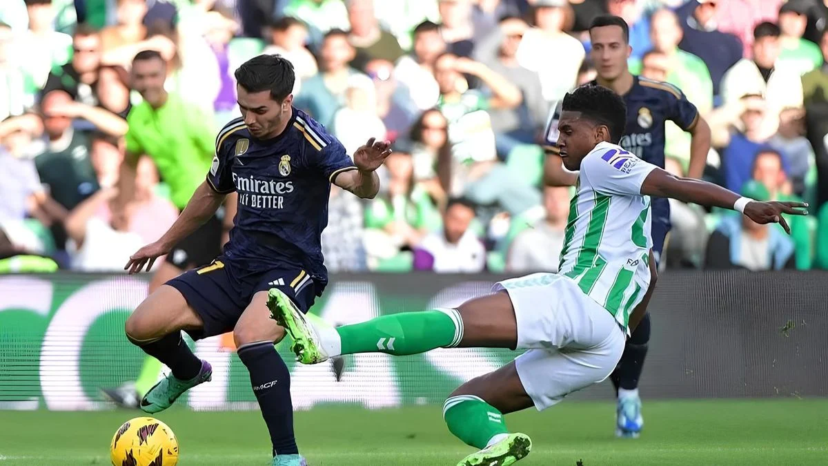 Drama La Liga: Real Madrid Siapkan Serangan Terakhir, Sementara Real Betis Hadapi Barcelona di Camp Nou