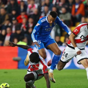 Drama Menegangkan Rayo Vallecano vs Real Sociedad: Akankah Rayo Gagal di Puncak LaLiga?