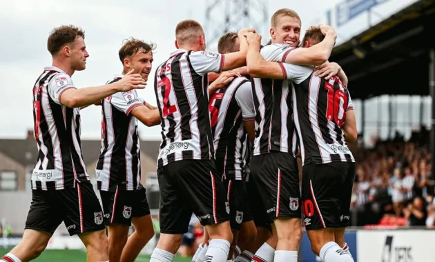 Drama Play‑Off di Liga Inggris Memanas: Chesterfield, Grimsby, dan Stevenage Siapkan Pertarungan Penentuan Nasib