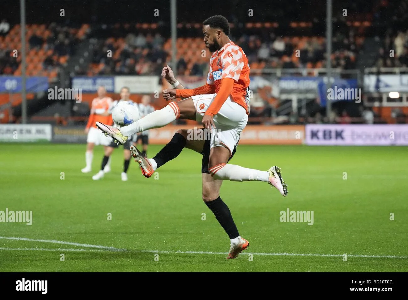 Drama Play‑Off Eredivisie: Heracles Almelo Tantang FC Volendam di KRAS Stadion