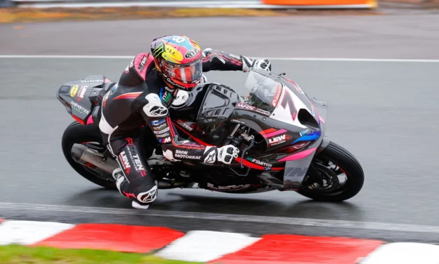 Drama TT 2026: Duo Manx Pimpin Flitwick Motorcycles, Sementara Davey Todd Terpaksa Mundur karena Cedera Serius