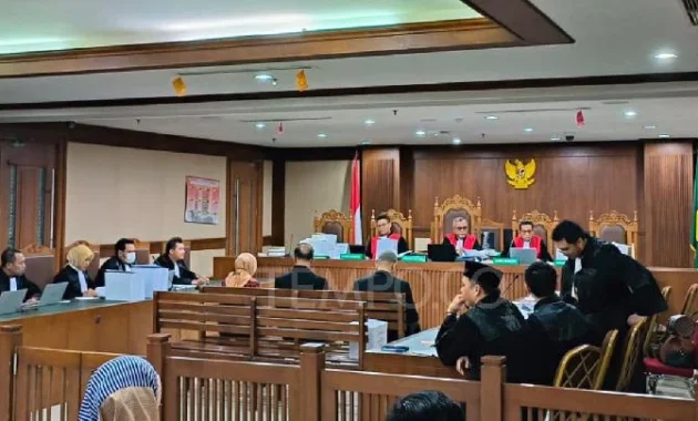 Dua Hakim Nyatakan Dissenting Opinion atas Vonis 4 Tahun Penjara Ibrahim Arief, Sebut Gaji Rp 163 Juta Bukan Suap