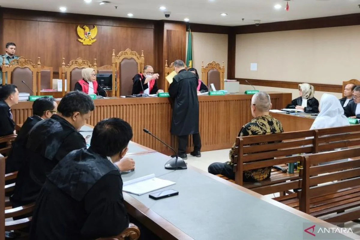 Dua Terdakwa Dugaan Korupsi LNG Pertamina Hadapi Sidang Putusan Senin Besok, Kuasa Hukum Kritik Narasi KPK