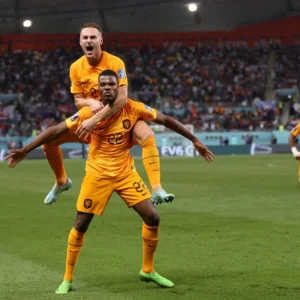 Dumfries Tegaskan Belanda Berambisi Sudahi Penantian Juara Piala Dunia