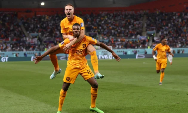 Dumfries Tegaskan Belanda Berambisi Sudahi Penantian Juara Piala Dunia Dumfries Tegaskan Belanda Berambisi Sudahi Penantian Juara Piala Dunia