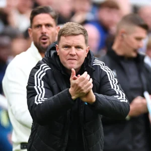 Eddie Howe di Bawah Tekanan: Dari Janji Eropa Hingga Ketegangan Internal Newcastle United