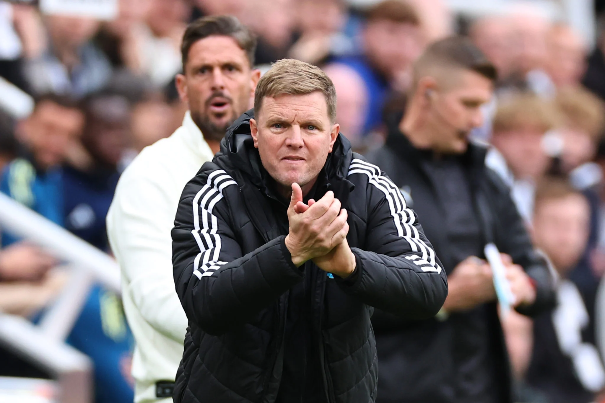 Eddie Howe di Bawah Tekanan: Dari Janji Eropa Hingga Ketegangan Internal Newcastle United