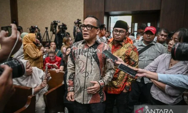 Eks Wamenaker Noel Hadapi Tuntutan 5 Tahun Penjara dalam Kasus Korupsi Eks Wamenaker Noel Hadapi Tuntutan 5 Tahun Penjara dalam Kasus Korupsi