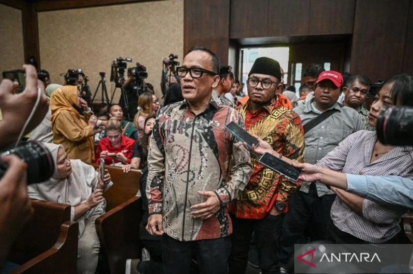 Eks Wamenaker Noel Hadapi Tuntutan 5 Tahun Penjara dalam Kasus Korupsi