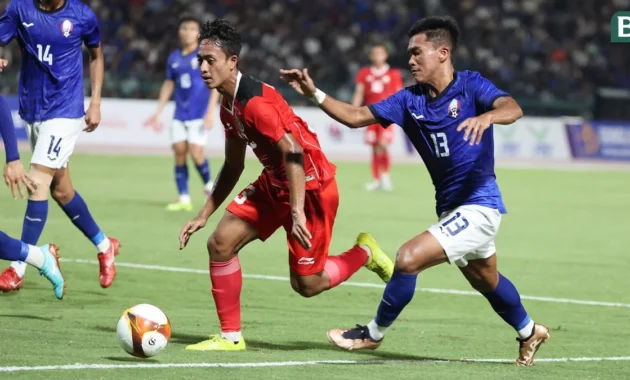 Eksklusif! Bek Jepang Shuto Asano Ungkap Ambisi Besar Taklukkan Liga Indonesia Setelah Duel Sengit Lawan Bintang Persib