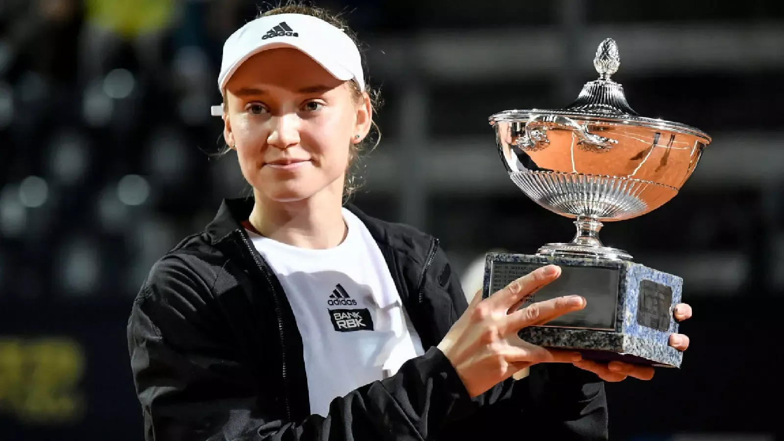 Elena Rybakina Siap Guncang Italian Open: Peringkat Menyempit, Momentum Tinggi Pasca Madrid