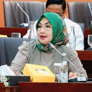 Evita DPR Soroti Ruwetnya Industri Tekstil Nasional