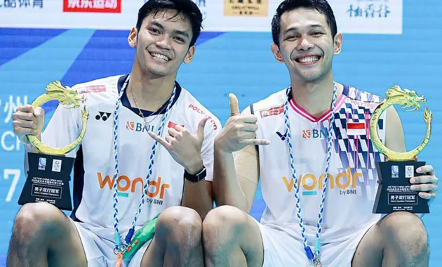 Fajar & Fikri Mengguncang Top 10 Ganda Putra China: Siapa yang Akan Terpuruk?