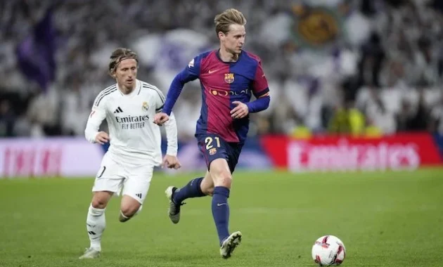 Frenkie de Jong Bantu Barcelona Raih La Liga ke-29 Usai El Clasico 2-0 atas Real Madrid
