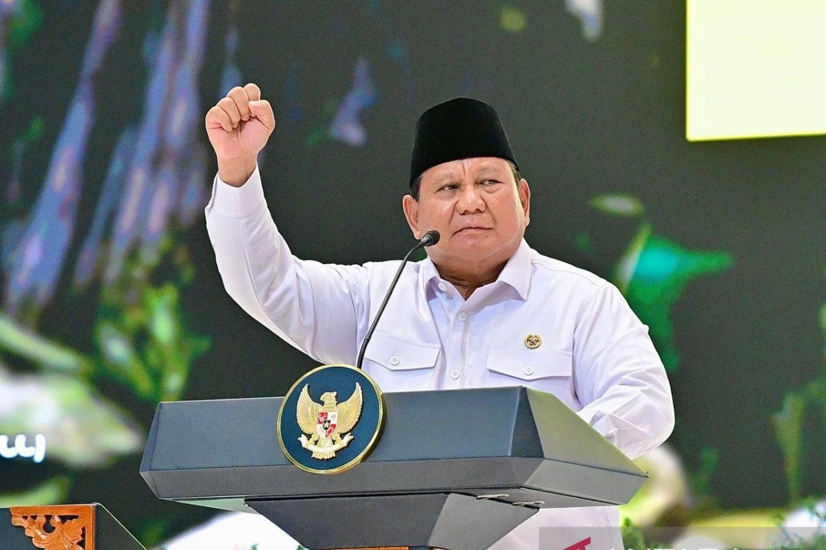 Gegeri Politik di Kaltim: Senior Tokoh Tantang Gubernur, Presiden Prabowo Diharapkan Hadir, dan Kontroversi Rumah Subsidi Gratis