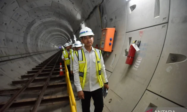 Gibran Yakini Warga Naik Transportasi Umum Jika Modern dan Terintegrasi