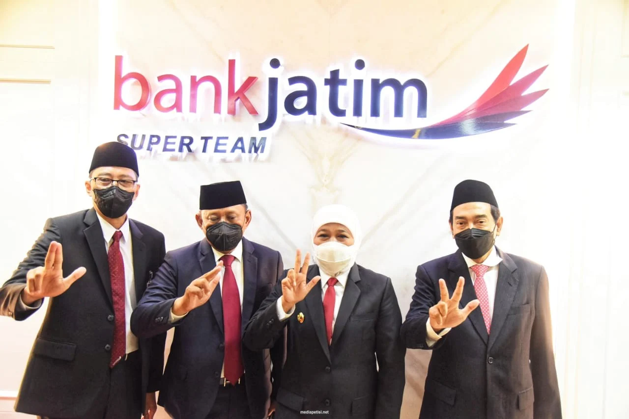 Gubernur Khofifah Apresiasi Kinerja Moncer Bank Jatim 2025: Kredit Tumbuh 46,65 Persen