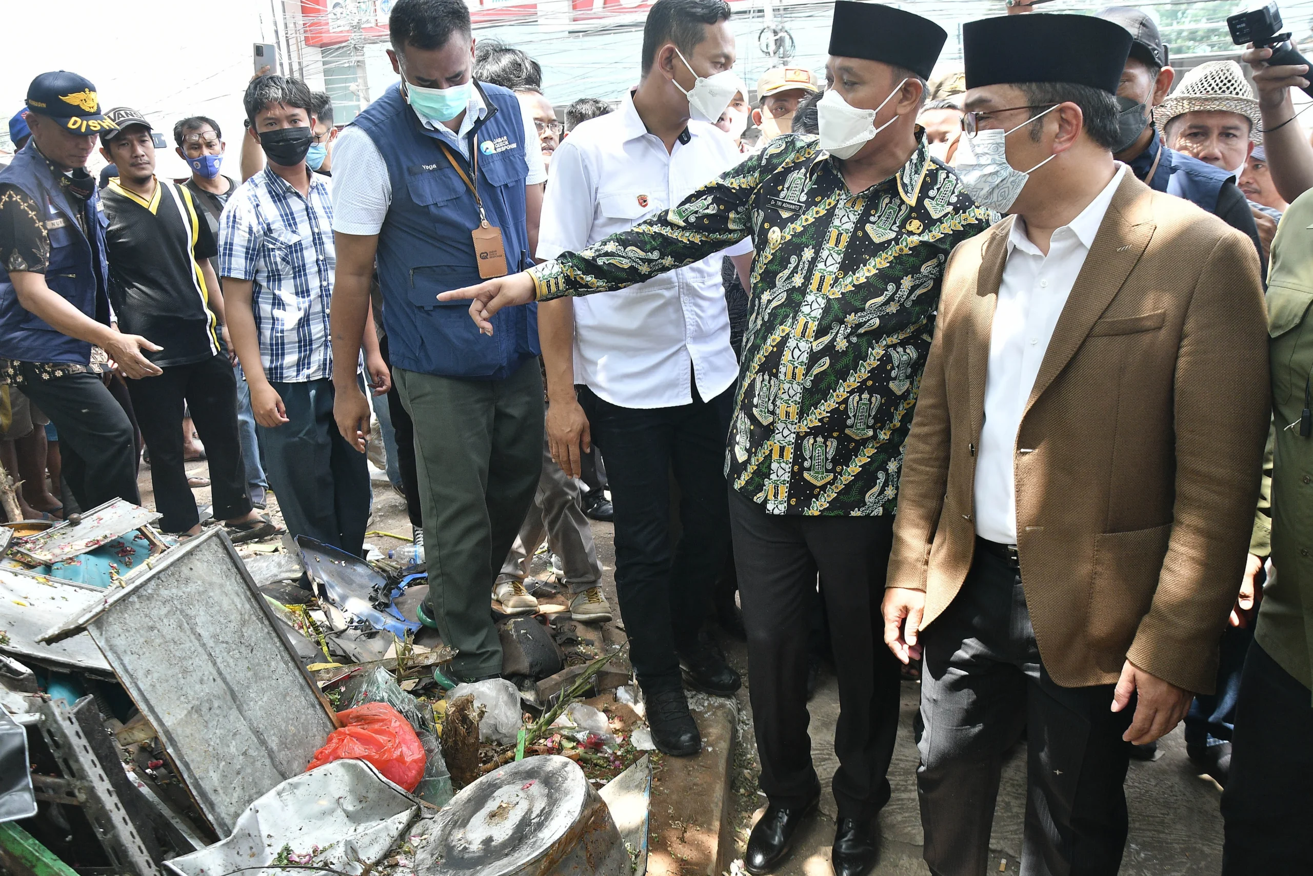 Gus Ipul Kunjungi Rumah Korban Kecelakaan KA Bekasi, Janjikan Hidupkan Kembali Warung Nuryati