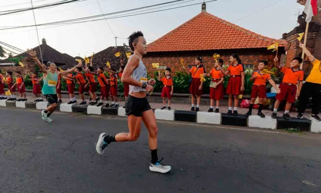 Hakan Çalhanoğlu: Dari Panggung Nasional hingga Lintasan Ultra Marathon, Kapten Turki Jadi Simbol Kebanggaan Nasional Hakan Çalhanoğlu: Dari Panggung Nasional hingga Lintasan Ultra Marathon, Kapten Turki Jadi Simbol Kebanggaan Nasional