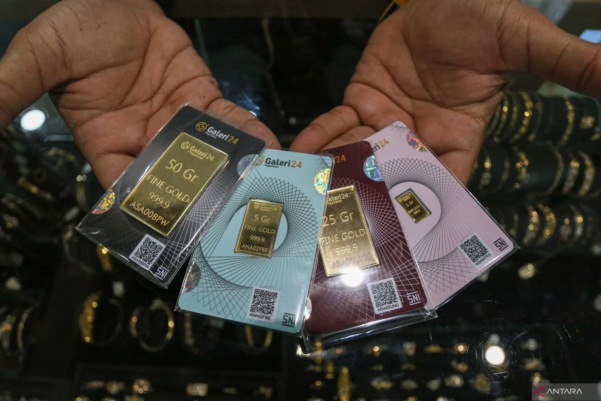 Harga Emas Antam dan Pegadaian Kompak Turun pada Kamis, Ini Penyebabnya!