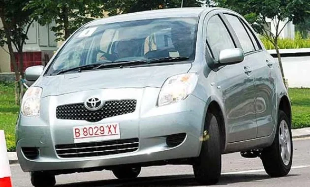 Harga Toyota Yaris 2007 Bekas Meroket: Pilihan Cerdas Pasangan Muda di Tengah Harga Bensin Naik