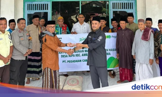 Hari Buruh, Pegadaian Salurkan Bantuan untuk Masjid di Ambalawi