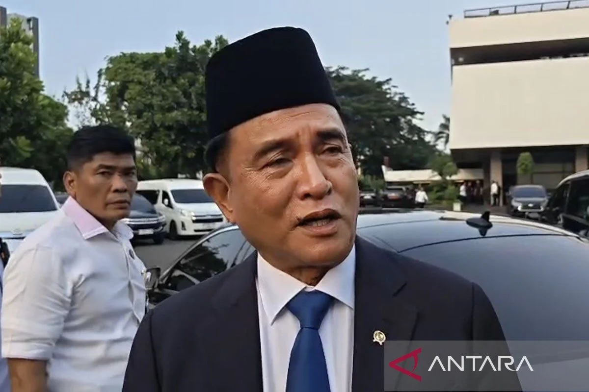 Hoaks! Menteri Yusril sebut Ijazah Jokowi sah di mata hukum