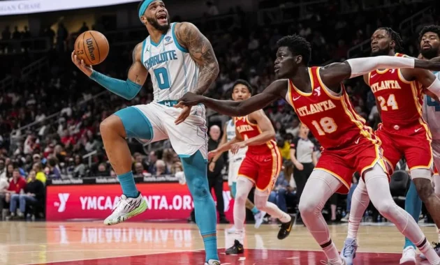 Hornets Guncang Dua Arena: Dari Kebangkitan Baseball Kalamazoo hingga Kemenangan Hustle NBA Charlotte
