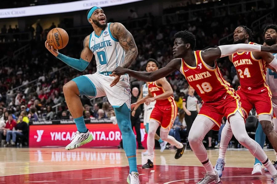 Hornets Guncang Dua Arena: Dari Kebangkitan Baseball Kalamazoo hingga Kemenangan Hustle NBA Charlotte