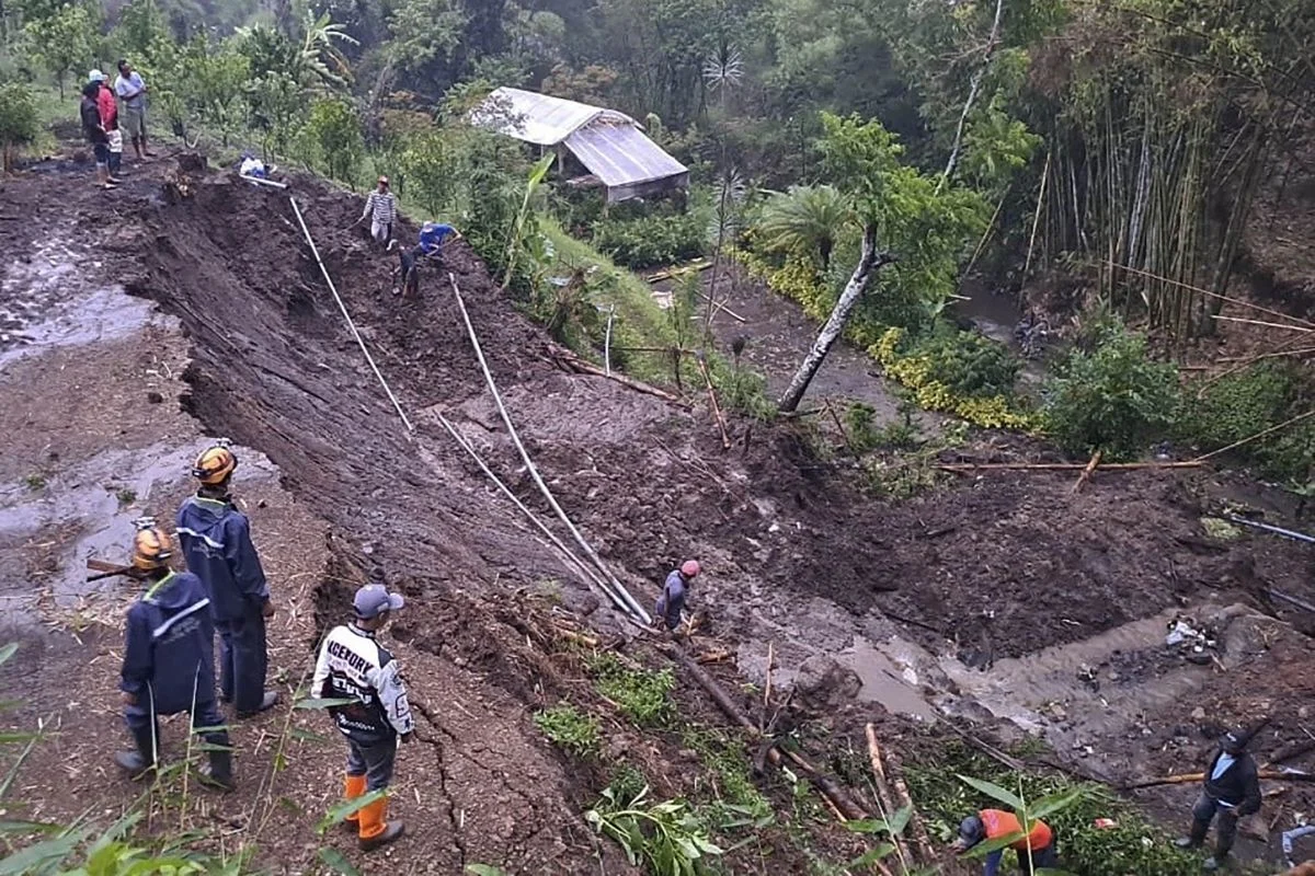 Hujan Deras Pecah Rekor, Tanah Longsor Mengguncang Sleman: Ribuan Warga Terdampak